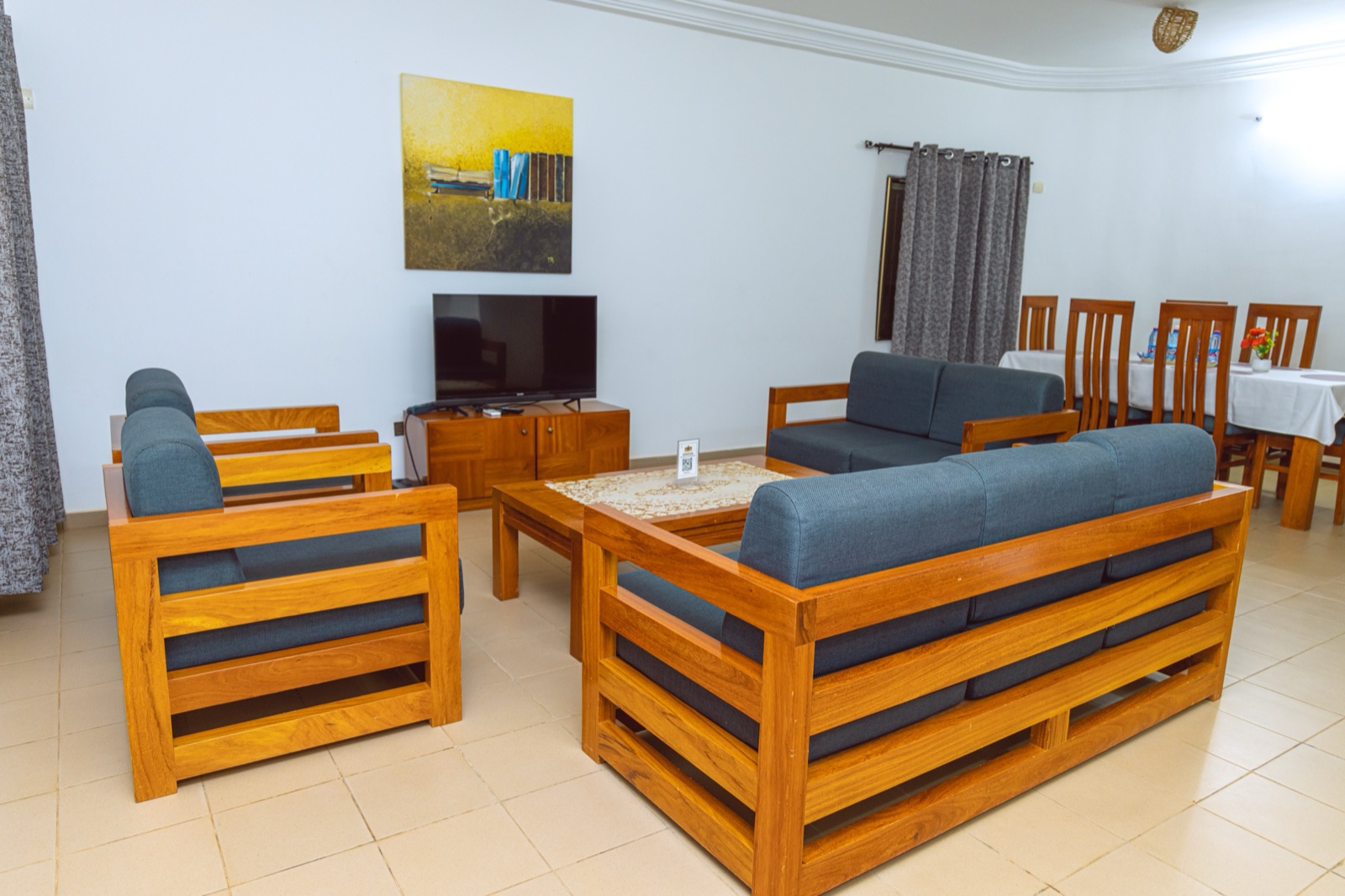 ORADYS RESIDENCE — Grand appartement 3 chambres avec salon, 141 m²